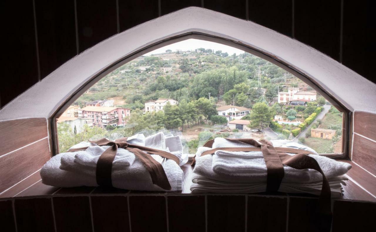 Castello Hotell Valguarnera Caropepe Eksteriør bilde